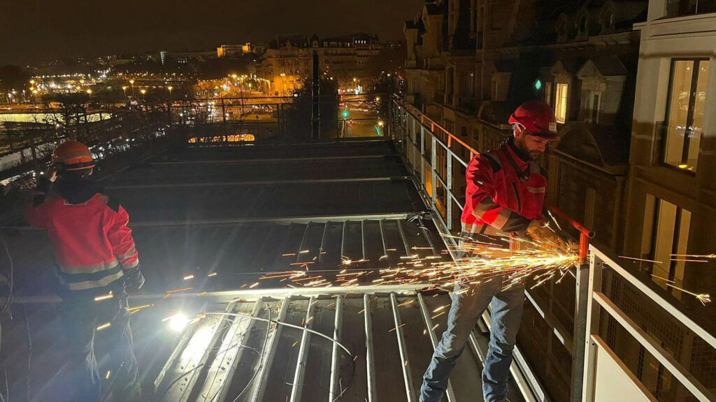 csv10700-Demontage-de-charpente-bouygues-web2