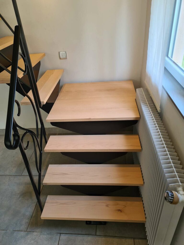 csv06200-fabricant-escalier-metal-bois-sur-mesure-web Escaliers Métalliques Sur Mesure et Garde-Corps